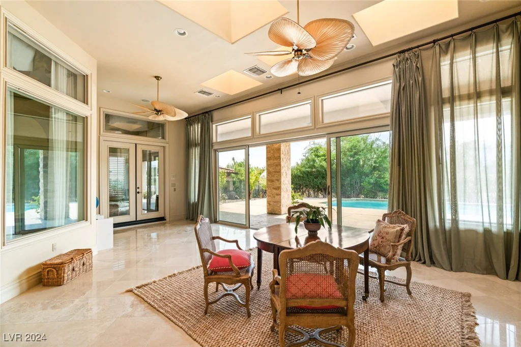 9517 VERLAINE, Las Vegas, NV 89145