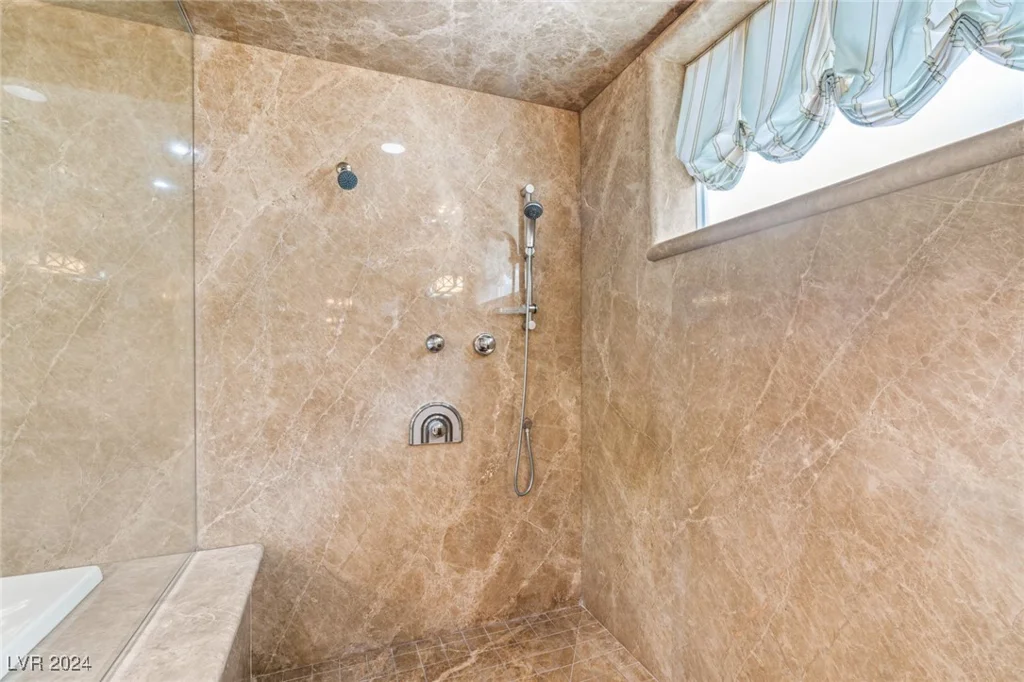 9517 VERLAINE, Las Vegas, NV 89145