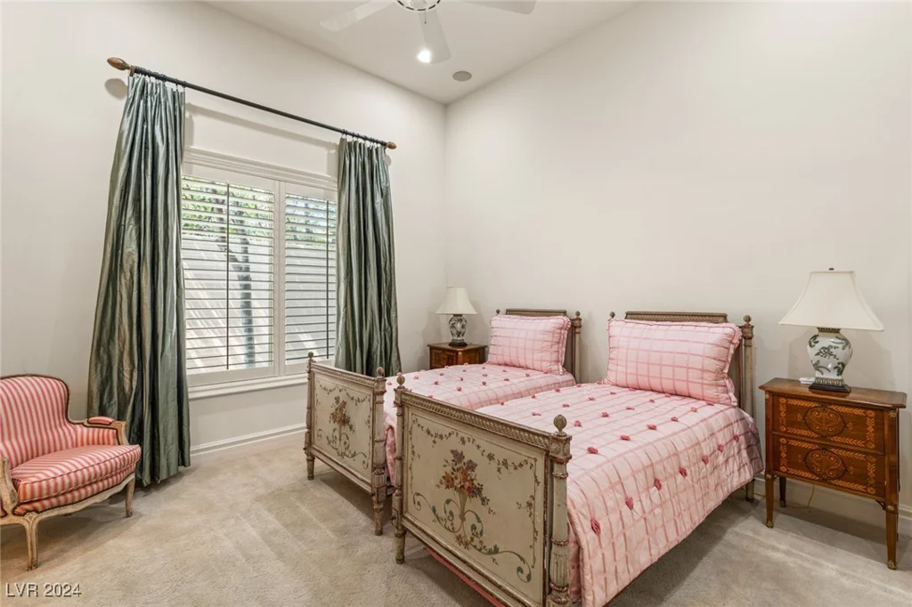 9517 VERLAINE, Las Vegas, NV 89145