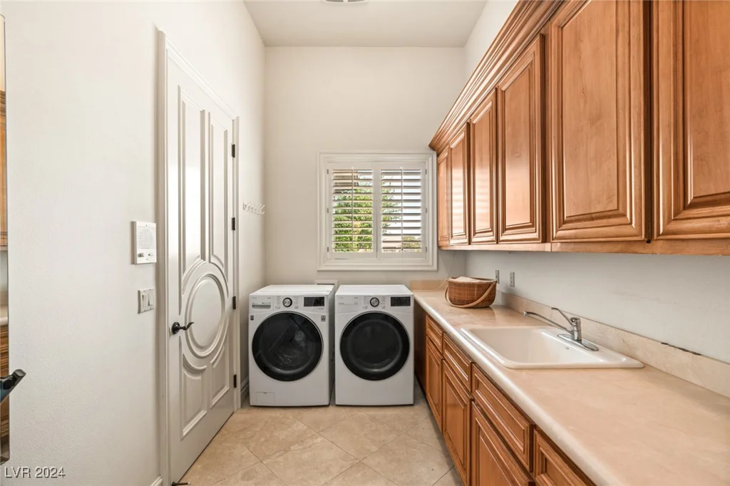 9517 VERLAINE, Las Vegas, NV 89145