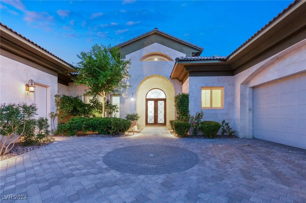 9517 VERLAINE, Las Vegas, NV 89145