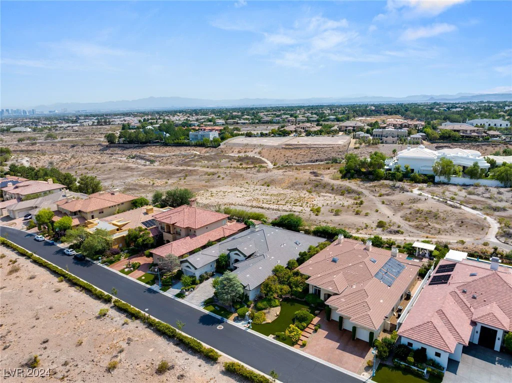 9517 VERLAINE, Las Vegas, NV 89145