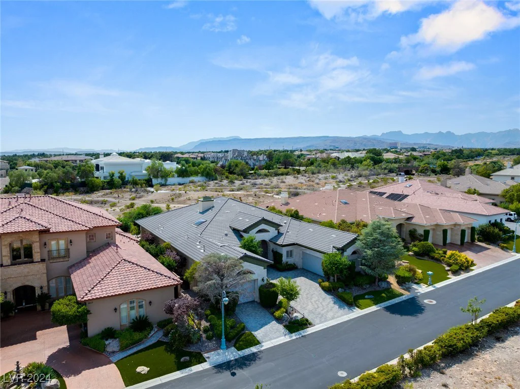 9517 VERLAINE, Las Vegas, NV 89145