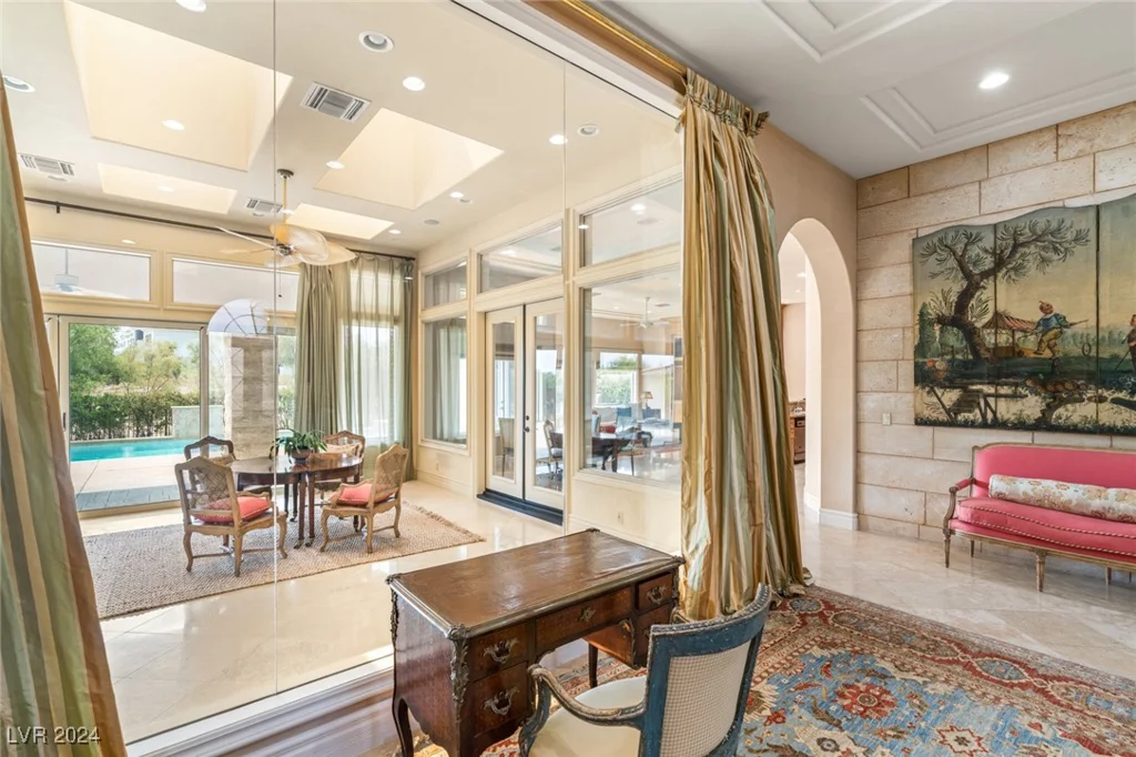 9517 VERLAINE, Las Vegas, NV 89145