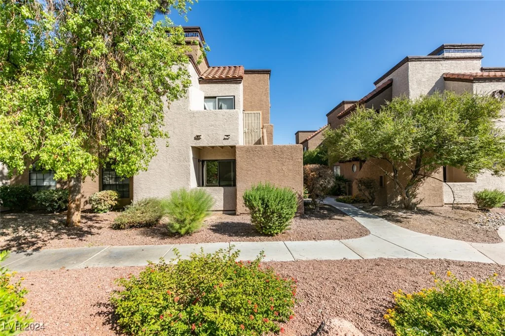 2968 Juniper Hills, Las Vegas, NV 89142