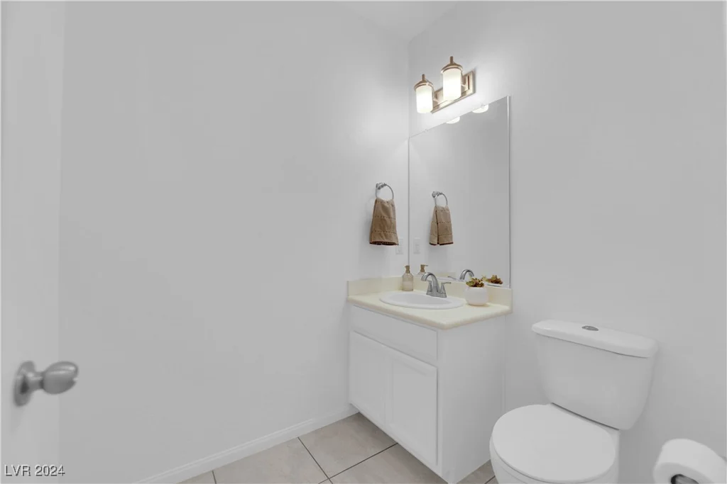 877 Royal Amethyst, Las Vegas, NV 89178