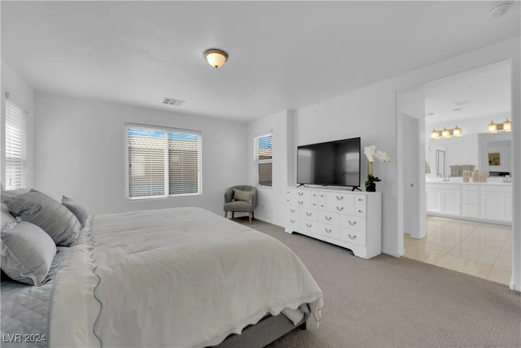 877 Royal Amethyst, Las Vegas, NV 89178