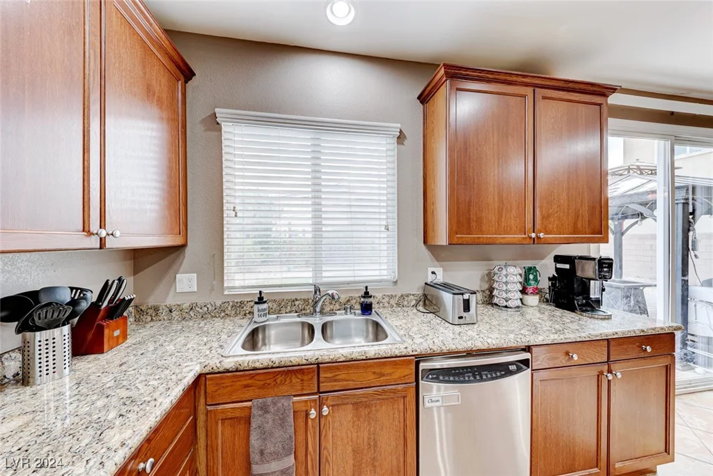 3881 Burma, North Las Vegas, NV 89032