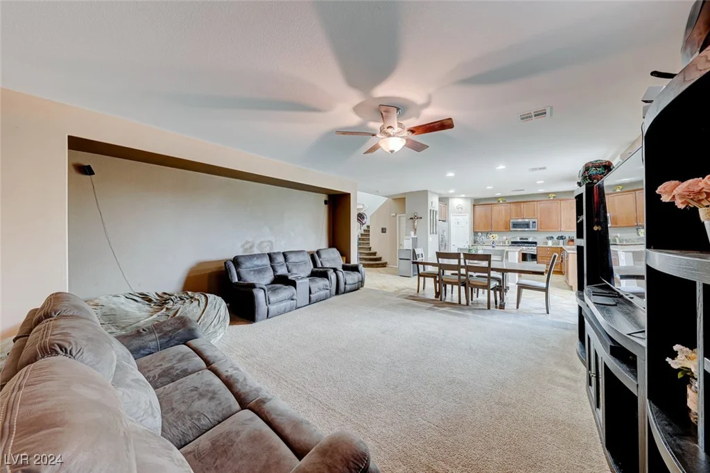 3881 Burma, North Las Vegas, NV 89032