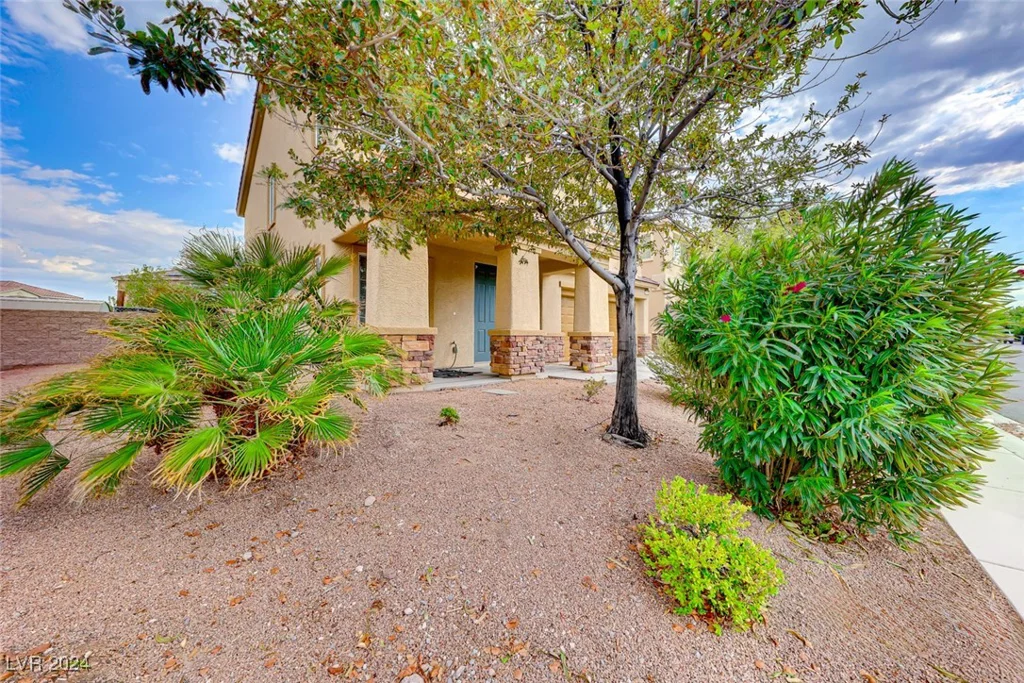 3881 Burma, North Las Vegas, NV 89032