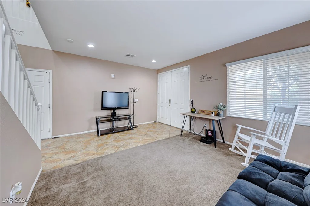 3881 Burma, North Las Vegas, NV 89032