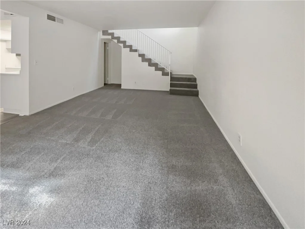 210 Shadybrook, Las Vegas, NV 89107