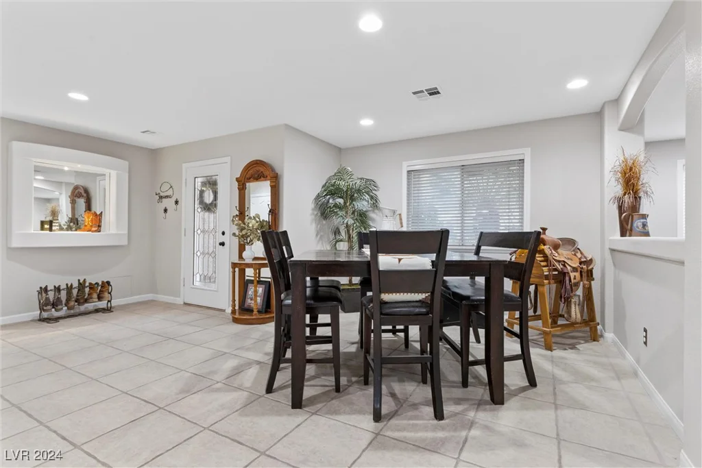 5901 Washburn, Las Vegas, NV 89130
