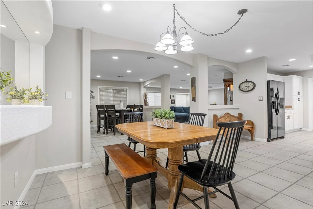 5901 Washburn, Las Vegas, NV 89130