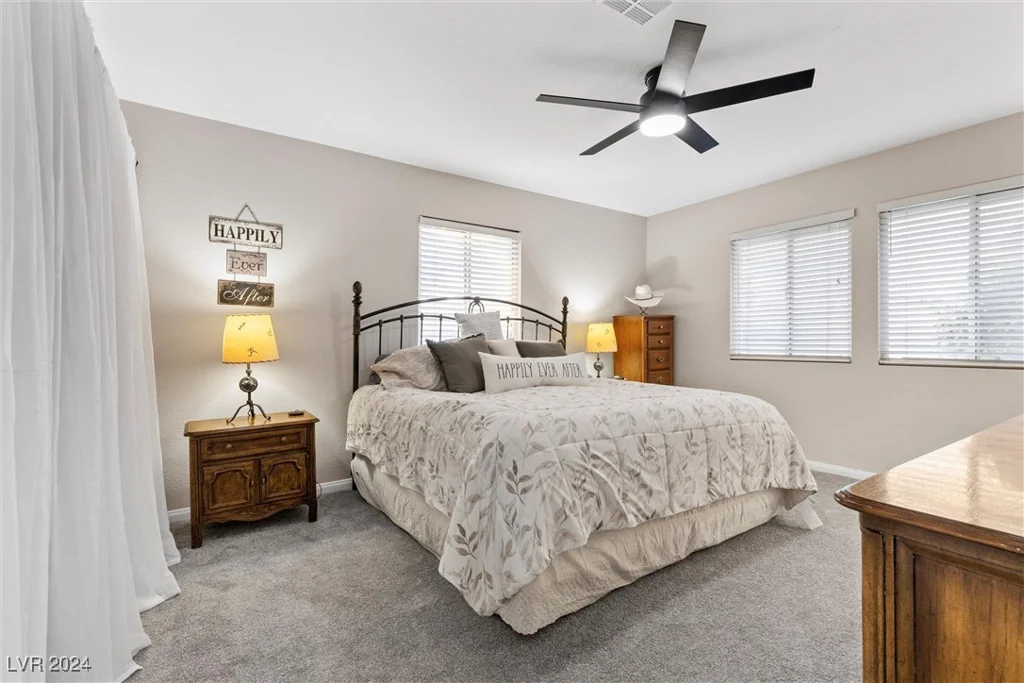 5901 Washburn, Las Vegas, NV 89130