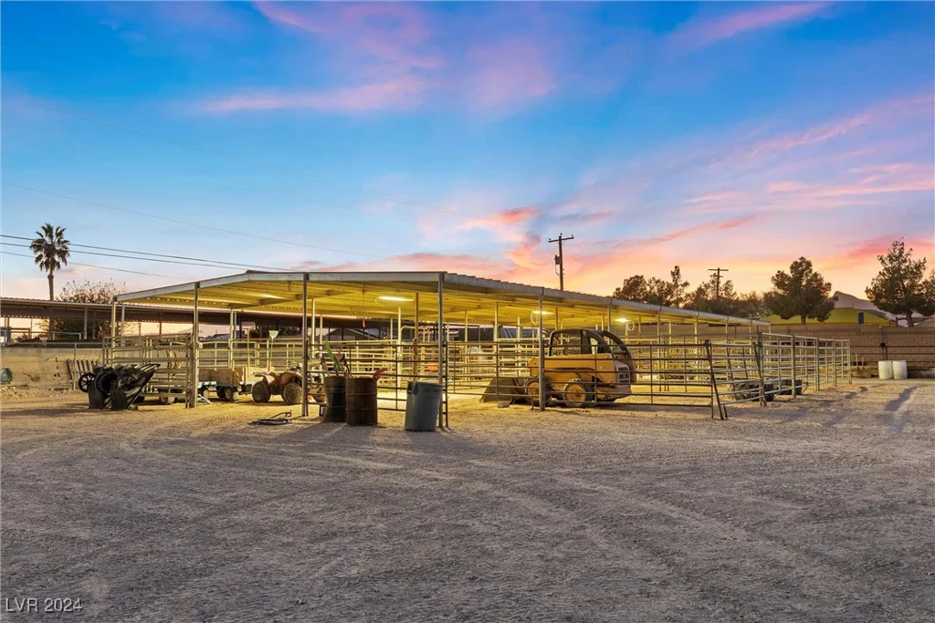 5901 Washburn, Las Vegas, NV 89130