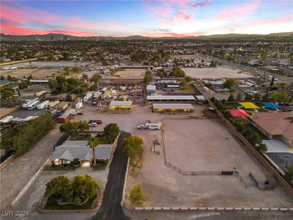5901 Washburn, Las Vegas, NV 89130