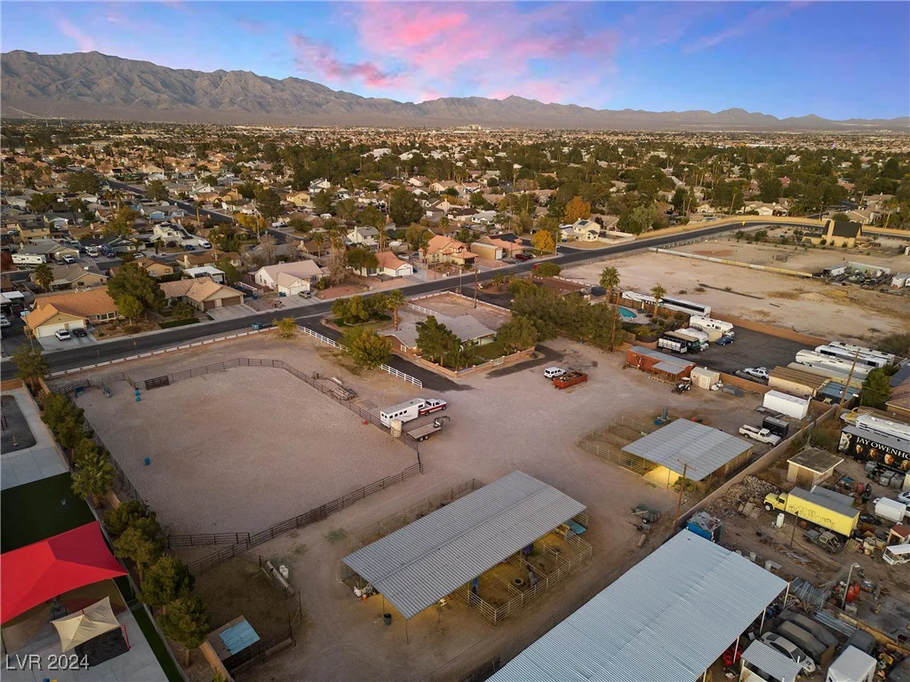 5901 Washburn, Las Vegas, NV 89130