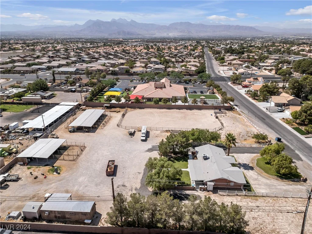 5901 Washburn, Las Vegas, NV 89130