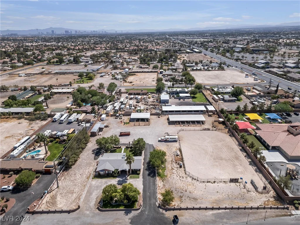 5901 Washburn, Las Vegas, NV 89130