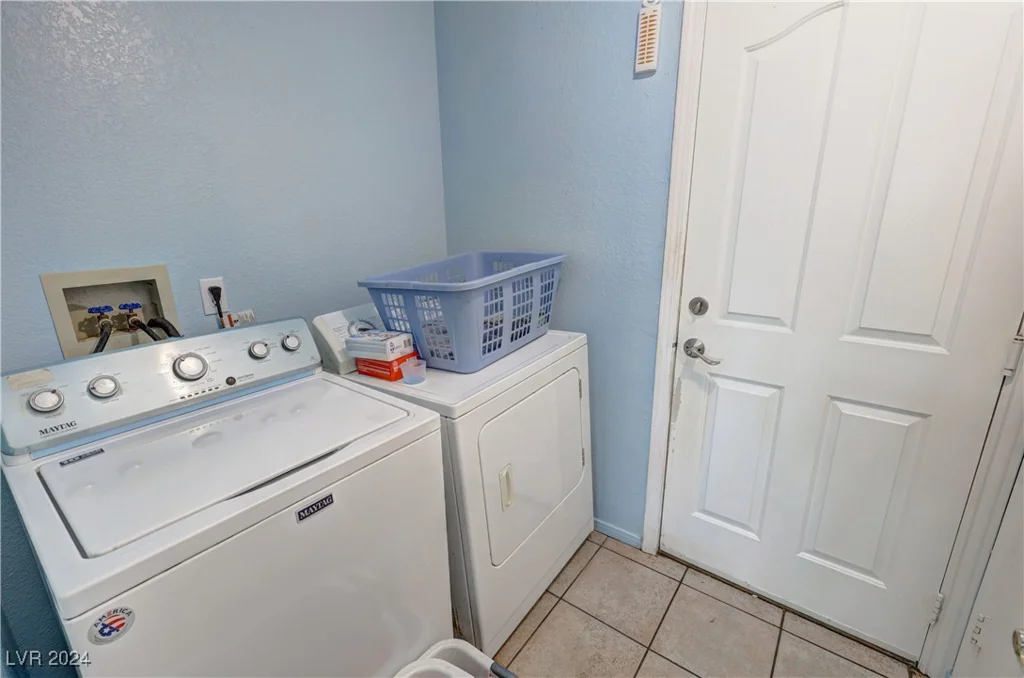 3610 Mount Charleston, Pahrump, NV 89048