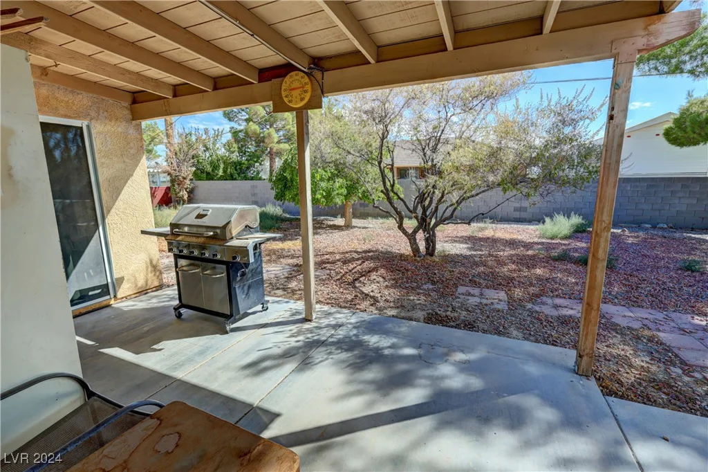 3610 Mount Charleston, Pahrump, NV 89048