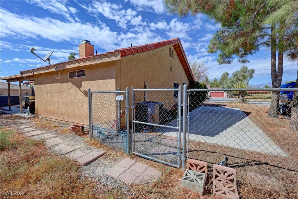3610 Mount Charleston, Pahrump, NV 89048