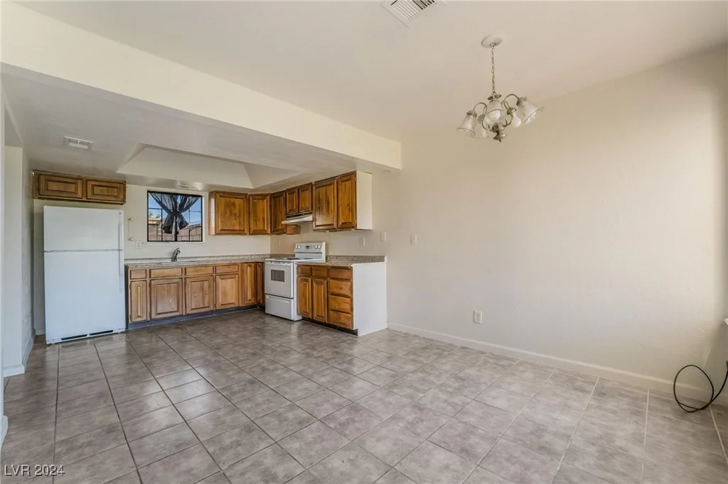 781 Bourbon, Pahrump, NV 89048
