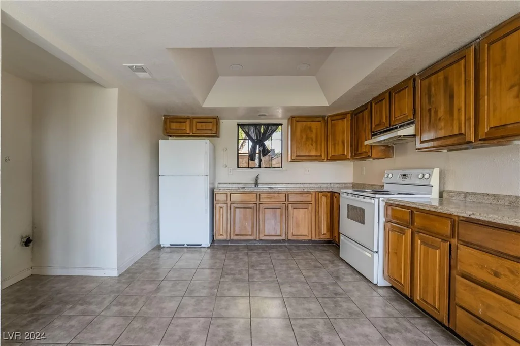 781 Bourbon, Pahrump, NV 89048