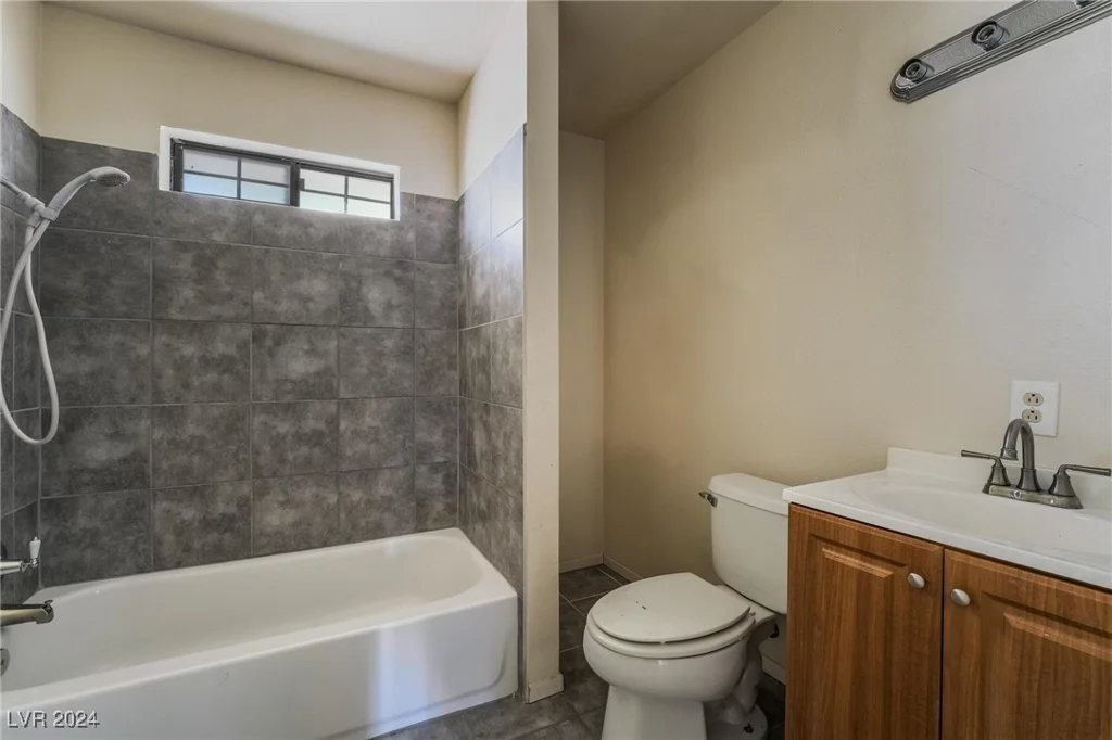781 Bourbon, Pahrump, NV 89048