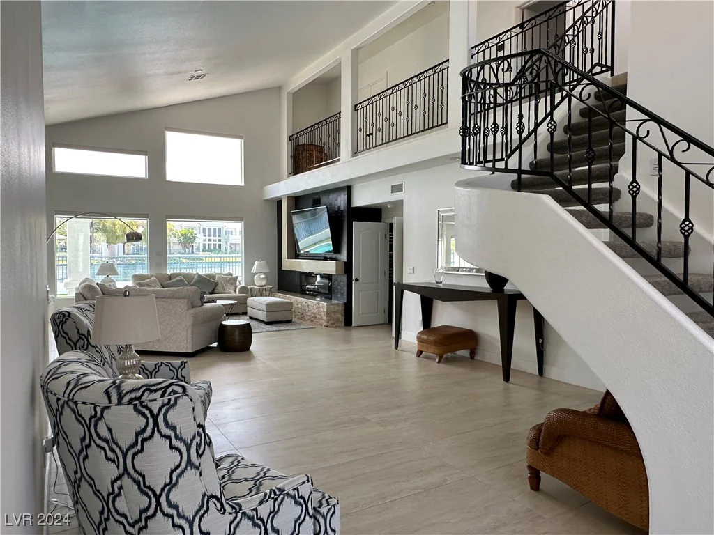 2717 Crystal Beach, Las Vegas, NV 89128