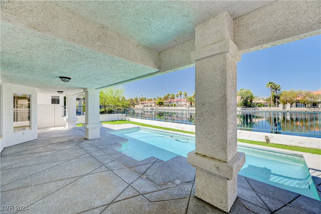 2717 Crystal Beach, Las Vegas, NV 89128