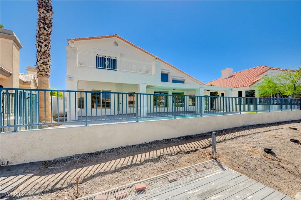 2717 Crystal Beach, Las Vegas, NV 89128