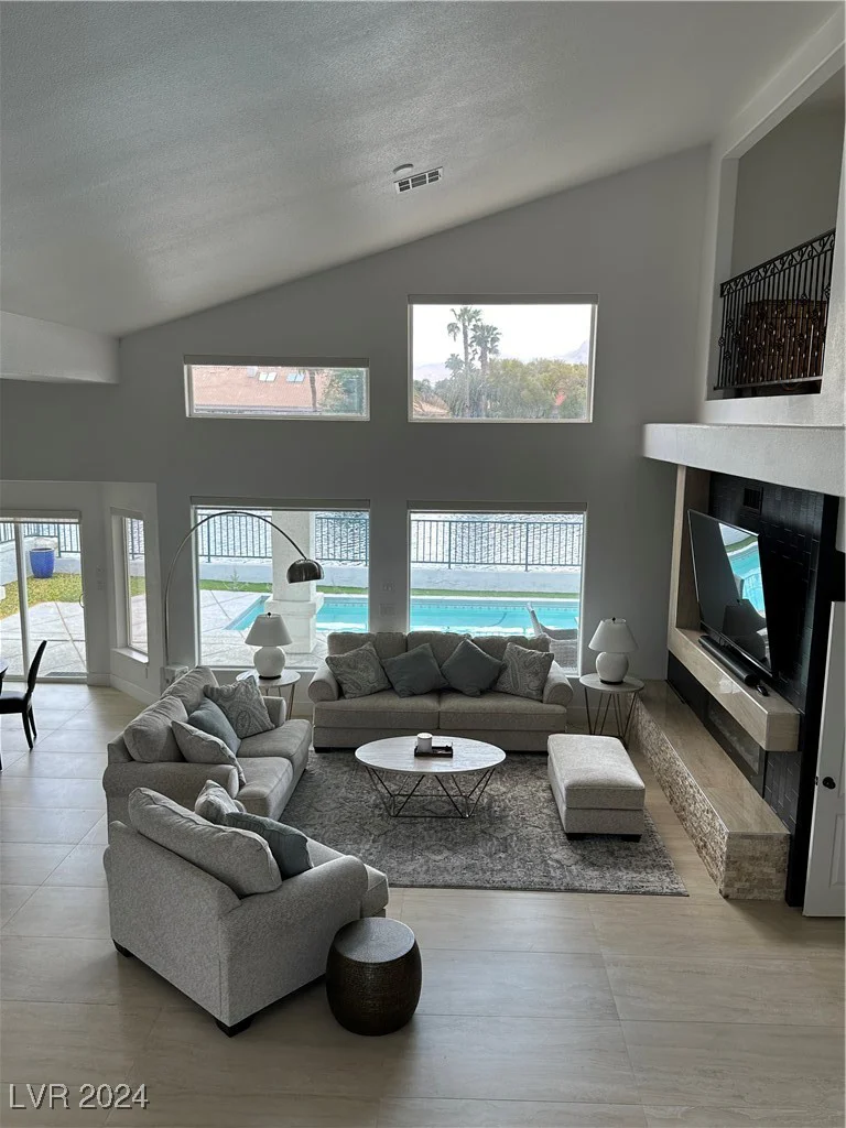 2717 Crystal Beach, Las Vegas, NV 89128