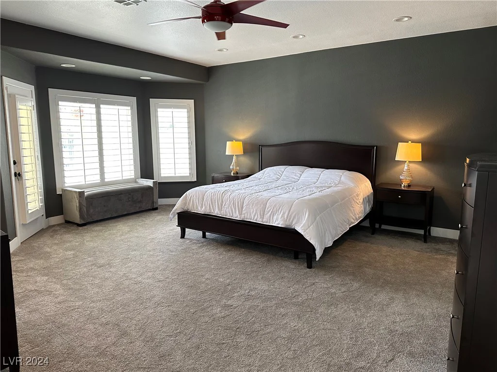 2717 Crystal Beach, Las Vegas, NV 89128
