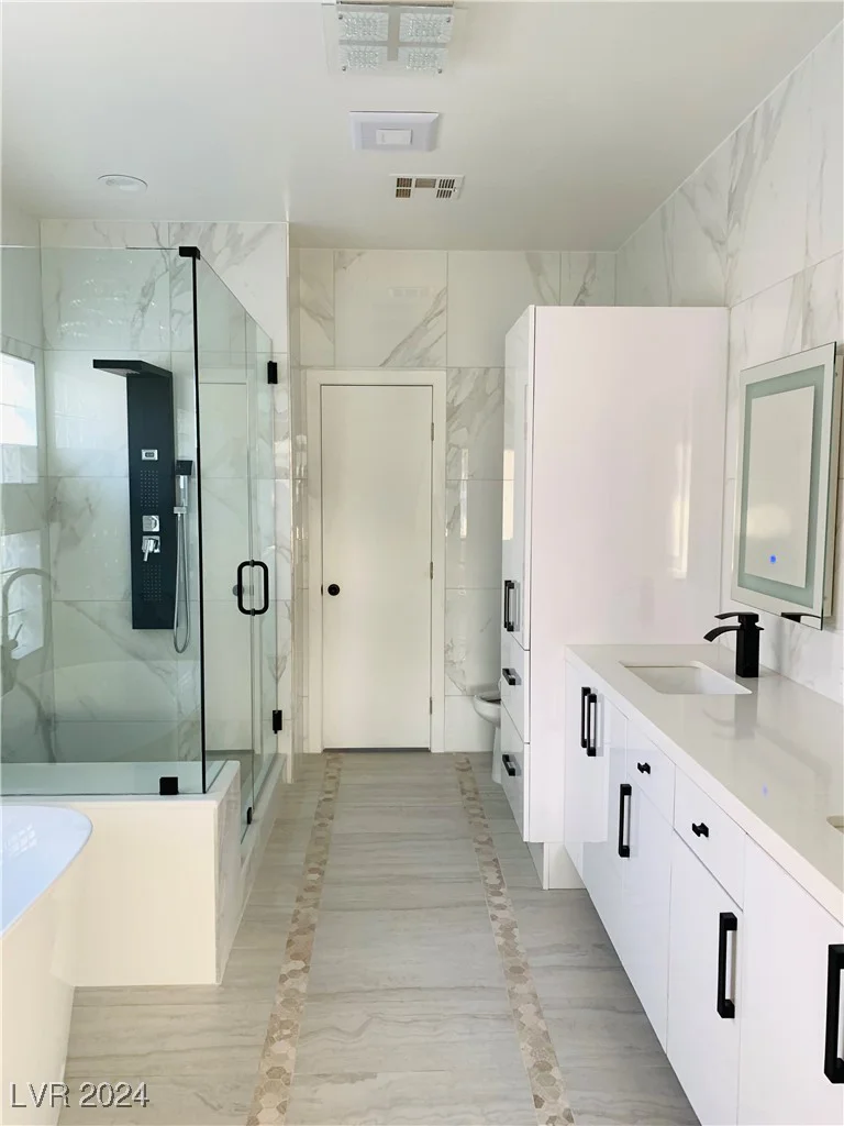 2717 Crystal Beach, Las Vegas, NV 89128