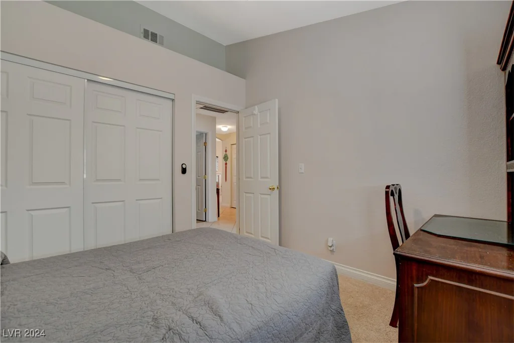 8104 Bay Springs, Las Vegas, NV 89128