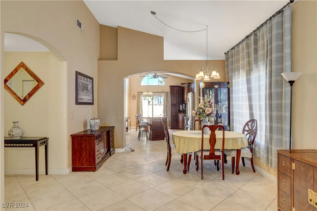 8104 Bay Springs, Las Vegas, NV 89128