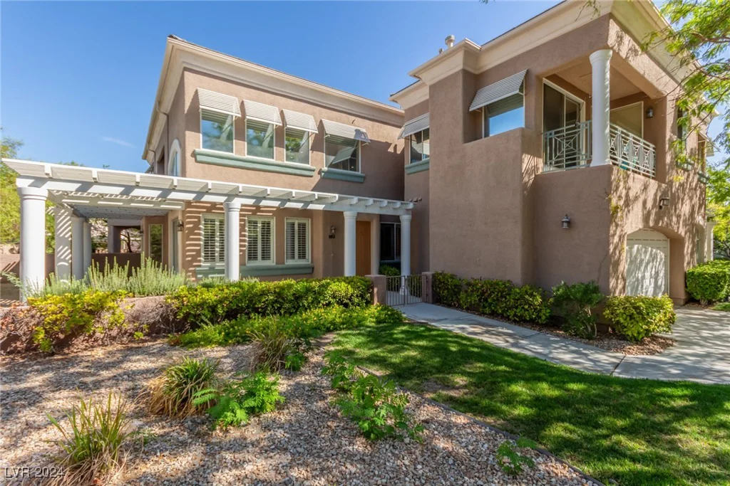 801 Dana Hills, Las Vegas, NV 89134