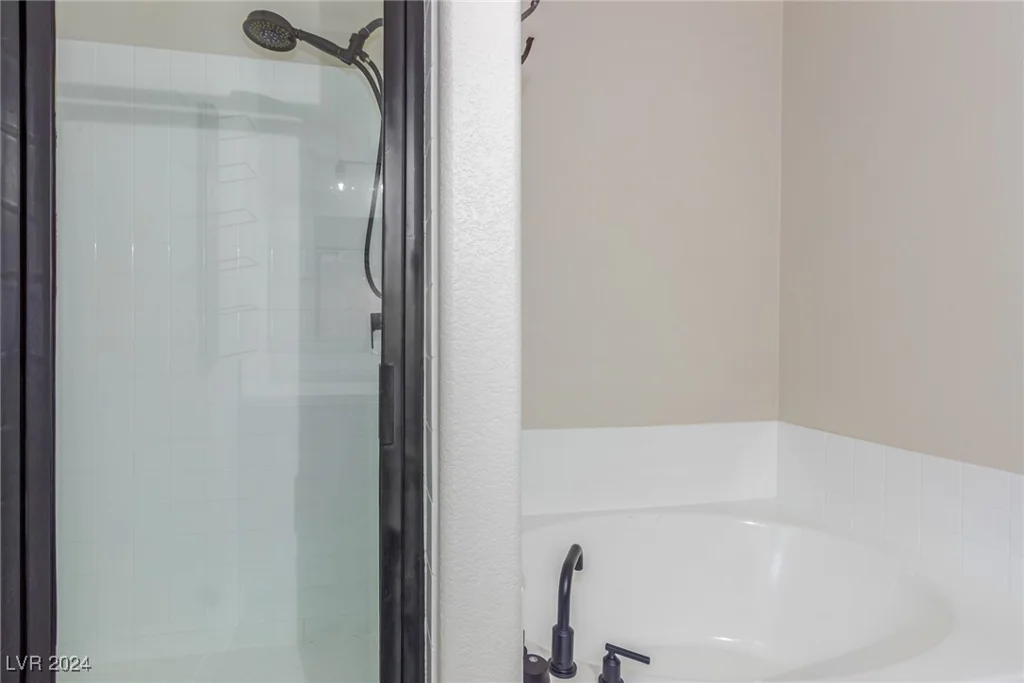 801 Dana Hills, Las Vegas, NV 89134