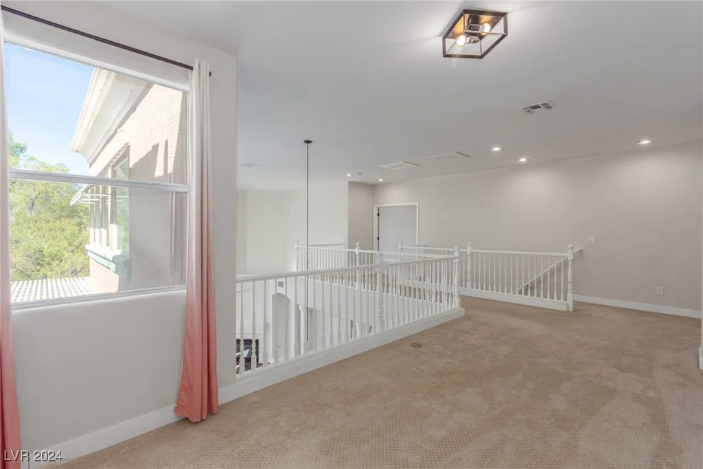 801 Dana Hills, Las Vegas, NV 89134