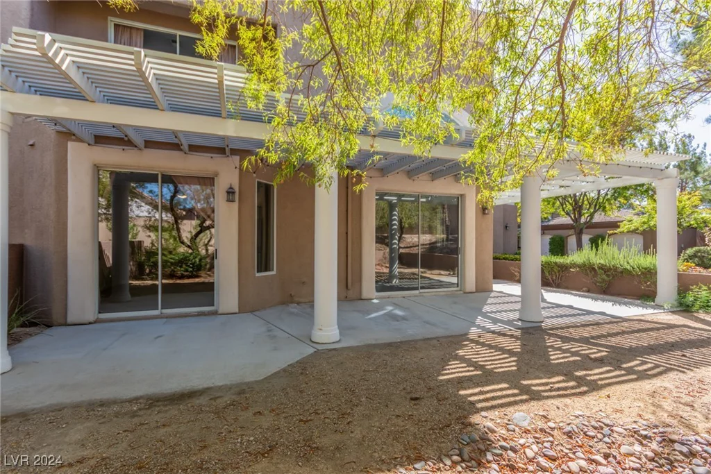 801 Dana Hills, Las Vegas, NV 89134