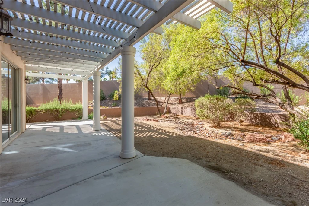 801 Dana Hills, Las Vegas, NV 89134