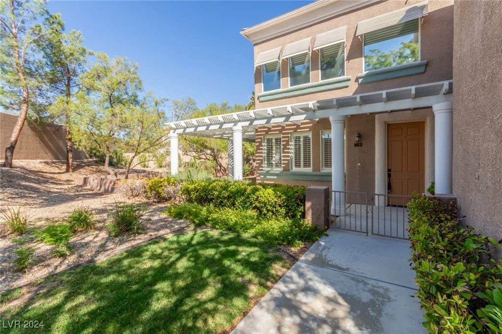 801 Dana Hills, Las Vegas, NV 89134