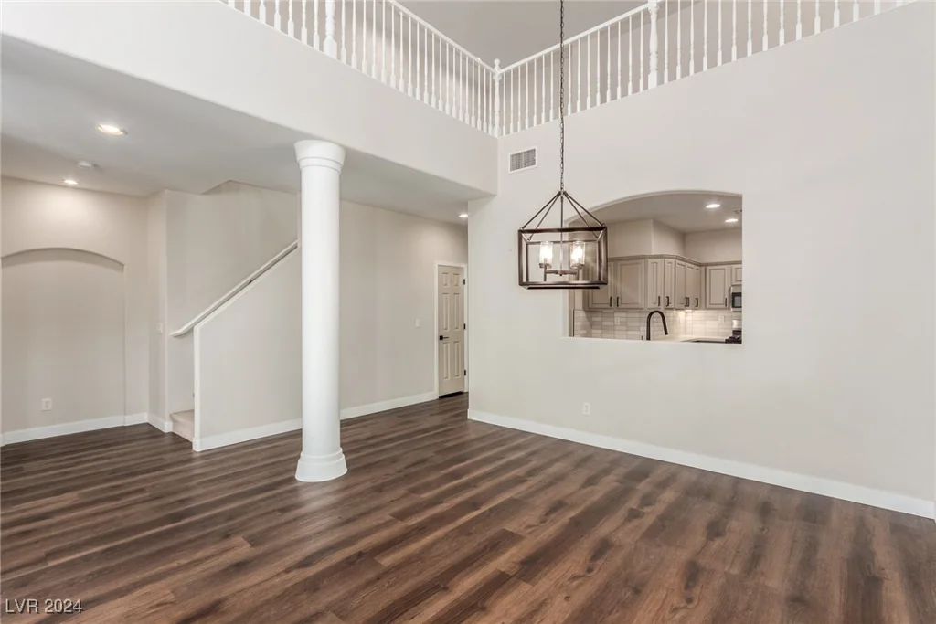 801 Dana Hills, Las Vegas, NV 89134