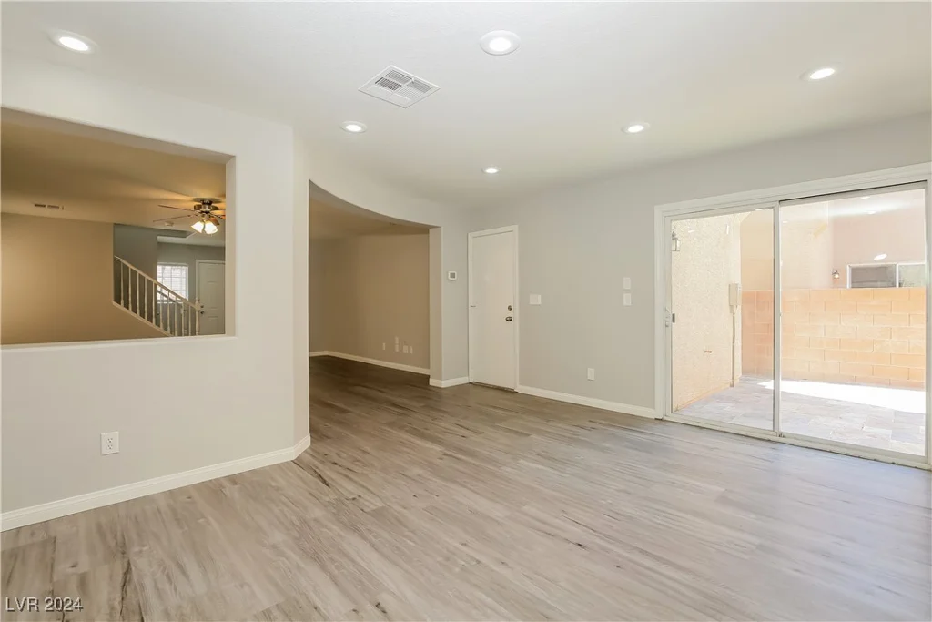 747 Shadwell, Las Vegas, NV 89178
