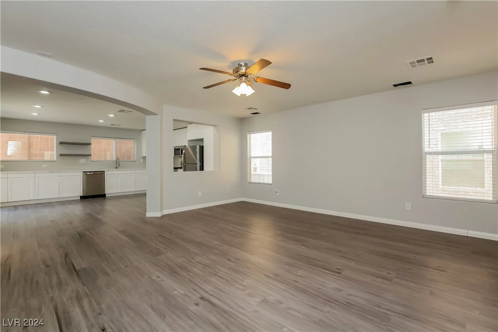 747 Shadwell, Las Vegas, NV 89178
