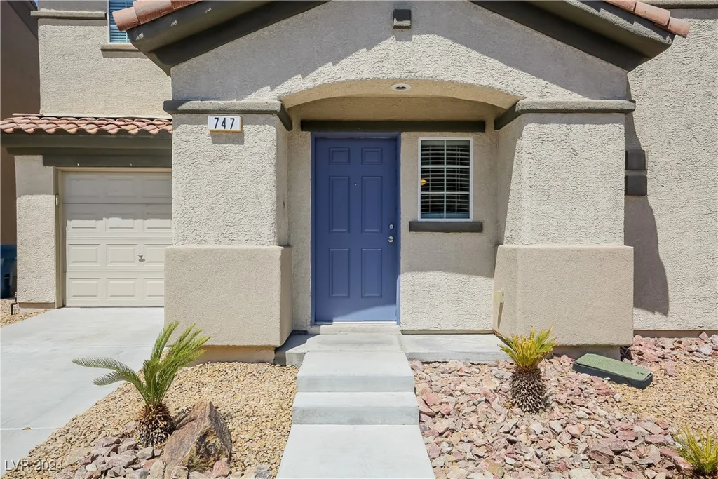 747 Shadwell, Las Vegas, NV 89178
