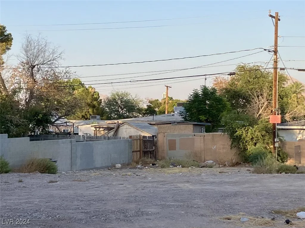 200 N 18th, Las Vegas, NV 89101