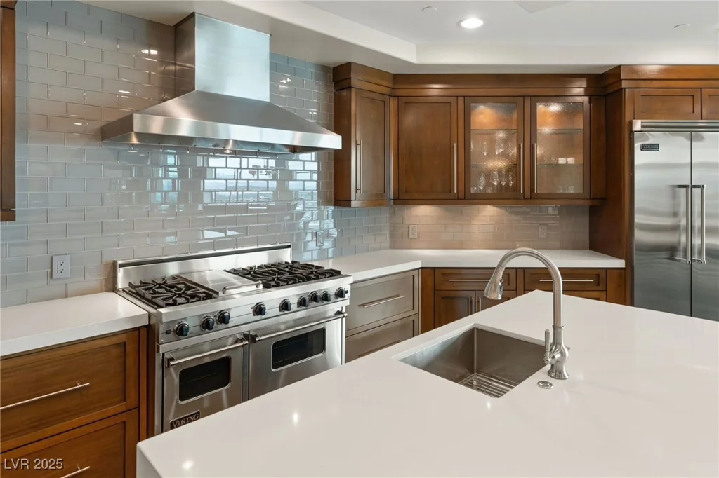 9101 Alta, Las Vegas, NV 89145
